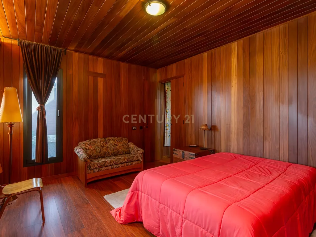 Moradia Isolada em Sarilhos Grandes com Vista para o Rio e Jardim Privado - Image 59